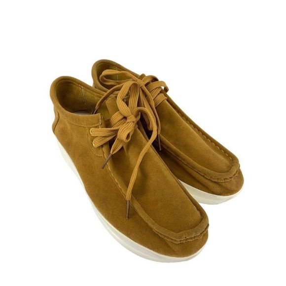 Mens Lace Up Booties Hand Man Made size 8 yellow EUC Lightweight - Picture 1 of 13